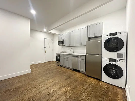 Rented by Bohemia Realty Group | media 3