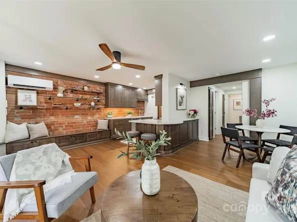 400 Queens Rd APT D6, Charlotte, NC 28207