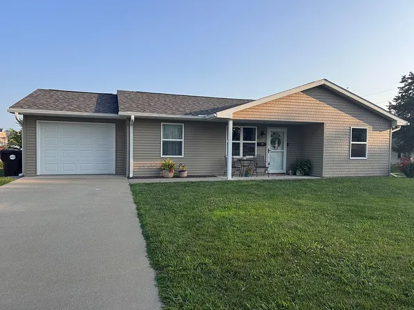 223 W Jackson St, Palmyra, MO 63461