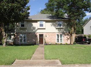 5626 Oak Trail Ln, Houston, TX 77091