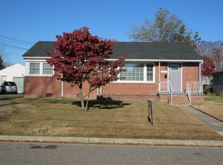 1517 Hermitage Pl, Hampton, VA 23664
