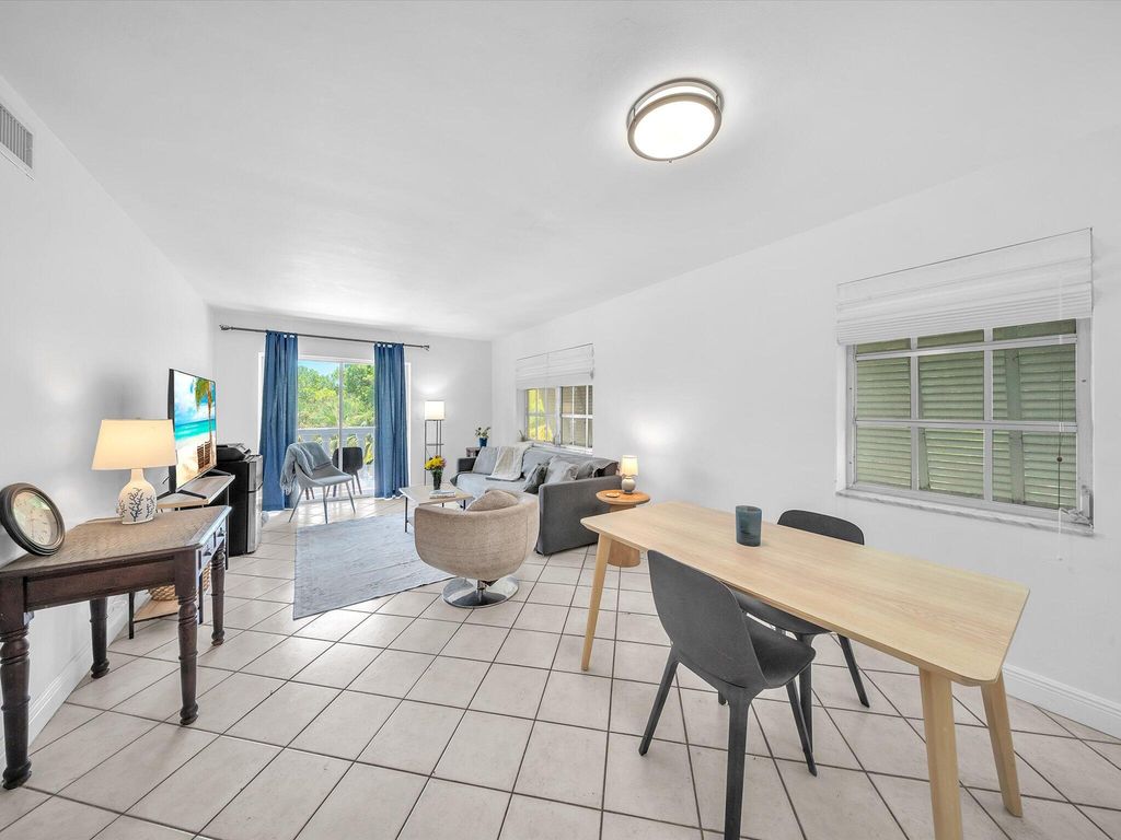 1150 Madruga Avenue #C302, Coral Gables, FL - View 4