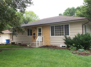 313 Dakota Ave, Brookings, SD 57006
