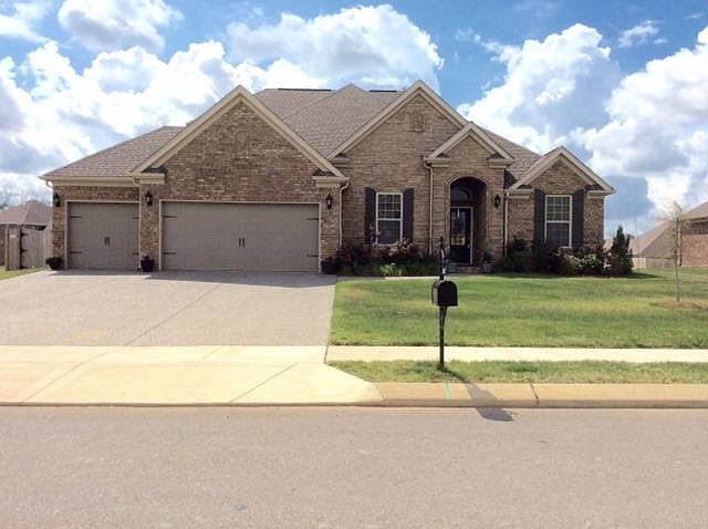 1st image of 1615 Lantana Dr