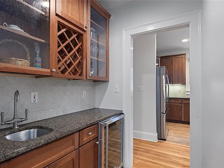 120 Park Pl — Photo 14