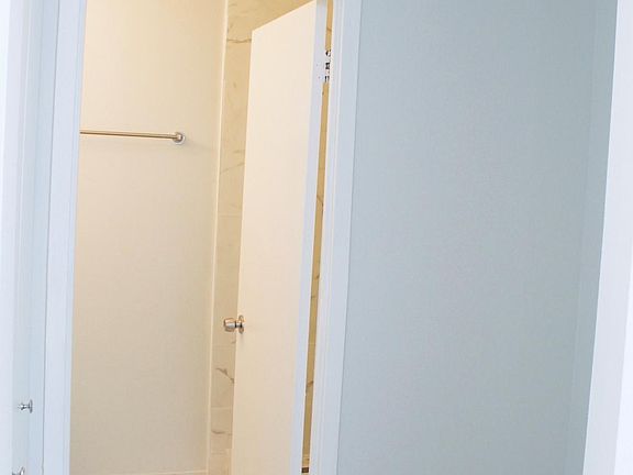 2nd image of 1540 N Lasalle St #1602
