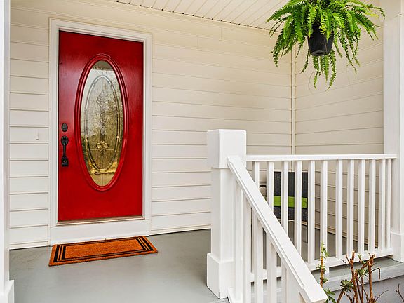 3rd image of 213 S English Hill Ln