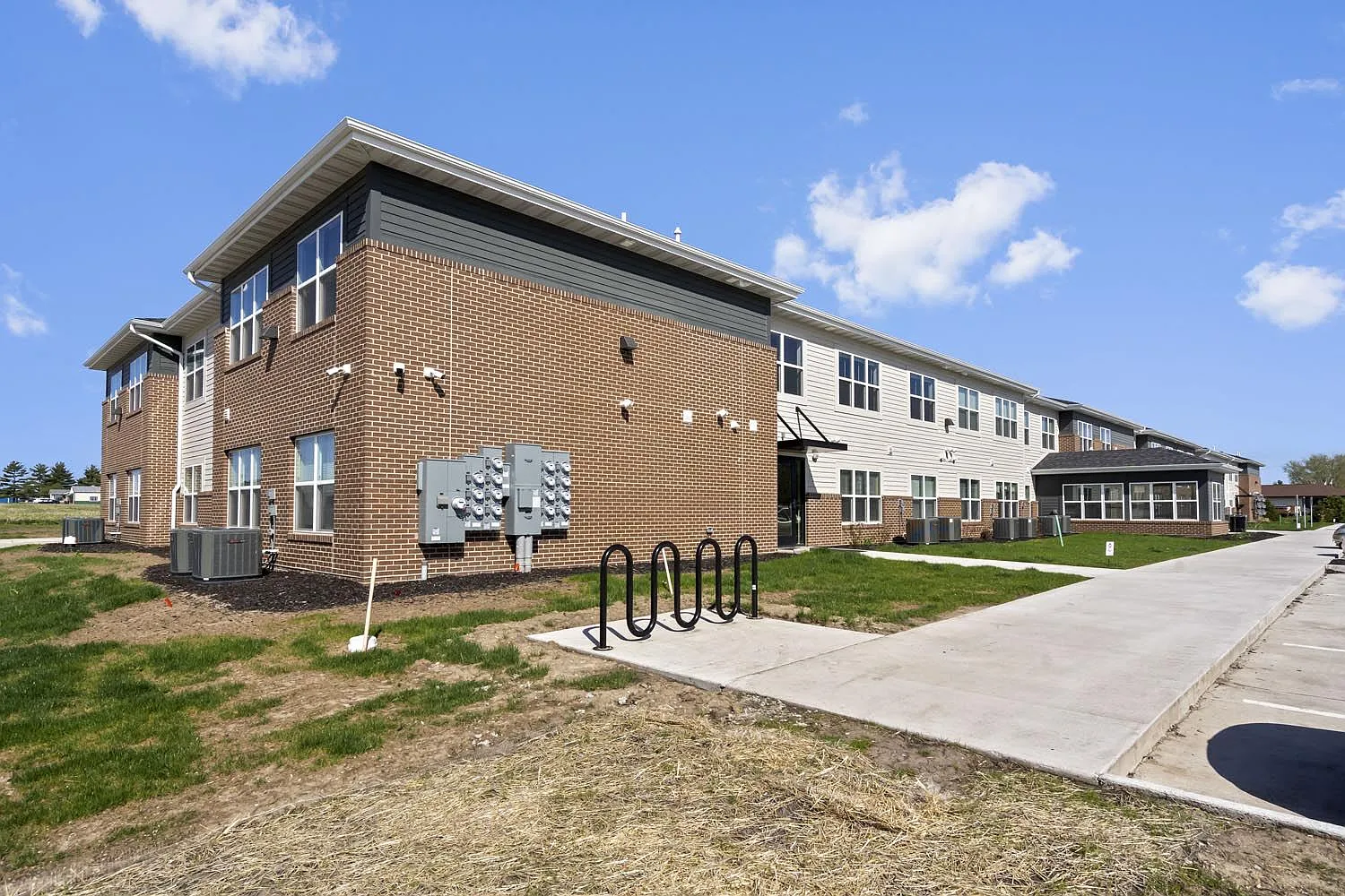 Chandler Pointe Senior Living — Photo 1