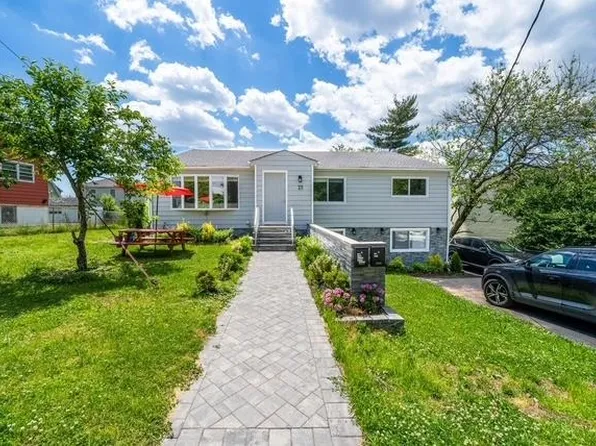 25 Helen Street image 1 of 16