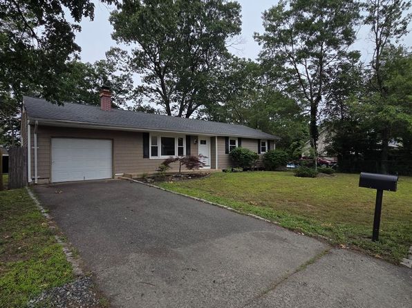 744 Cable Ave