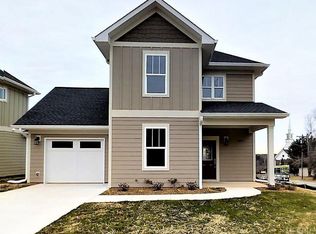 2604 2nd St NE, Hickory, NC 28601