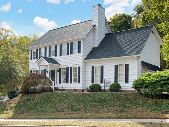 2408 Weybridge Dr, Raleigh, NC 27615