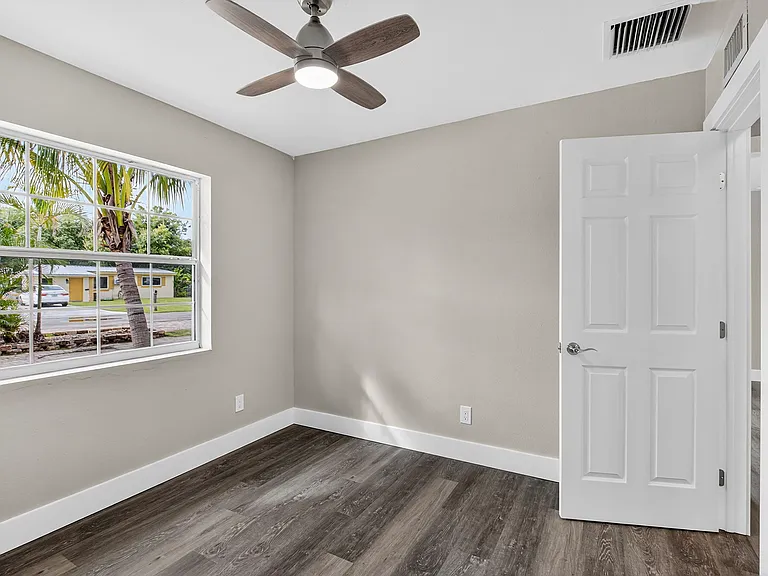 37 Seminole Ct #A — Photo 22