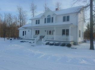 Girdle Rd, Middlefield, OH 44062