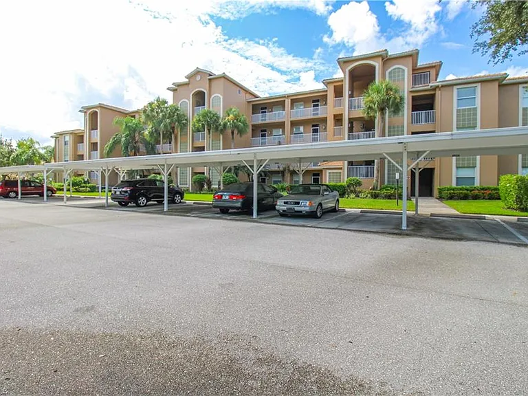 3820 Sawgrass Way #3046 — Photo 1