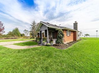 882 Hiawatha Bch, Chatham Kent, ON N0P 2P0