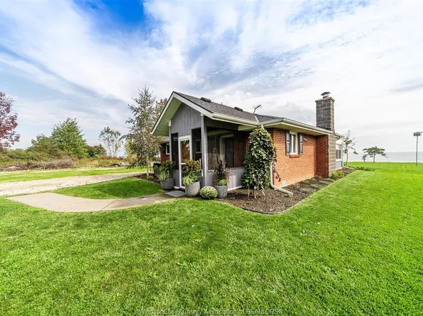 882 Hiawatha Bch, Chatham Kent, ON N0P 2P0
