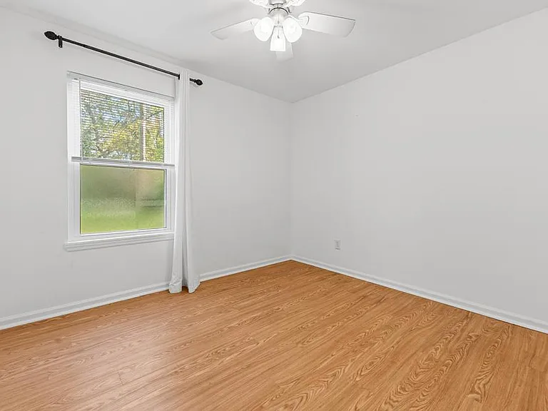 2637 Vassar Rd — Photo 21