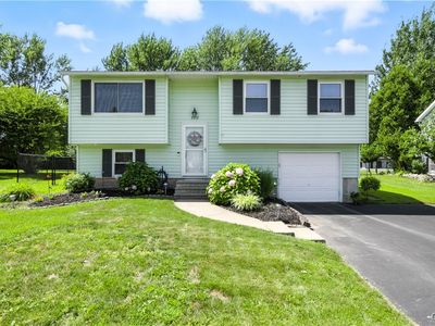 7797 New Hope W, Liverpool, NY, 13090
