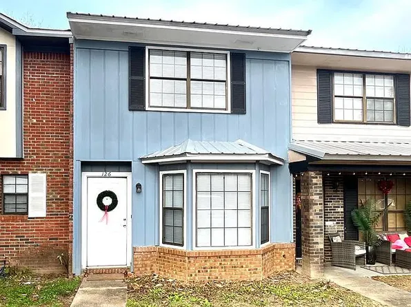 126 Brian Ct, Daleville, AL 36322