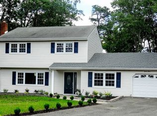 44 Hill Top Dr, Lanoka Harbor, NJ 08734