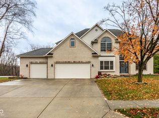 505 Monon Cir, Avon, IN 46123