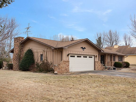 2nd image of 67 Crestview Dr