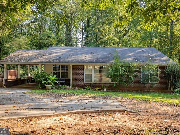 2nd image of 4117 Ashford Dunwoody Rd