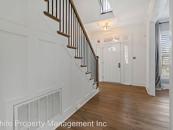 3rd image of 5100 Shadow Pond Ln