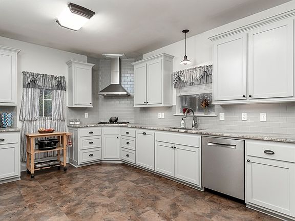 2nd image of 13025 Cypress Gold Dr