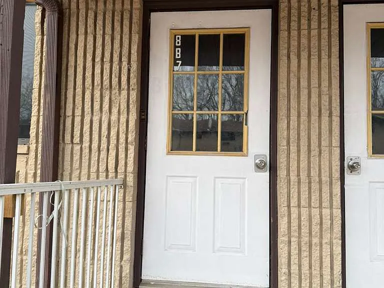 33 Korman Rd — Photo 1