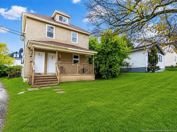 Mill Rd #18, Moncton, NB E1A 4B1