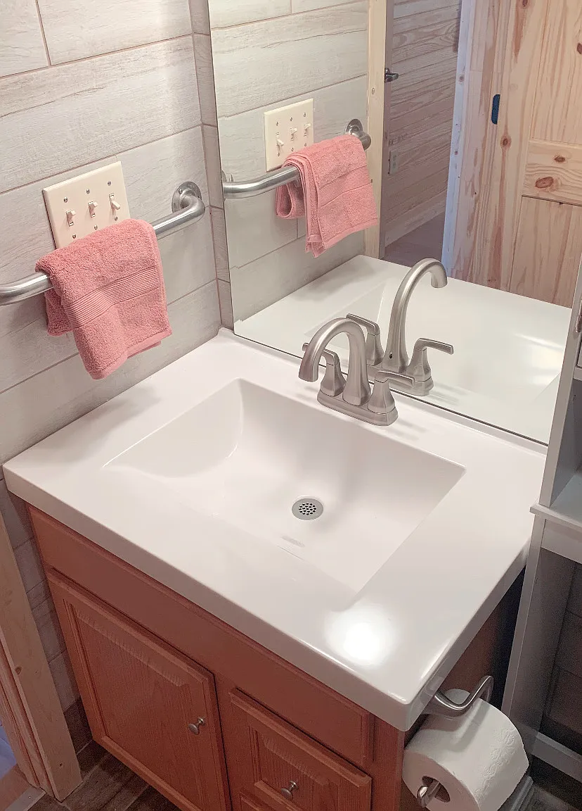 2 bed, 730 sqft, $1,550 — Photo 3