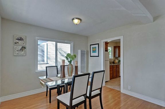 4th image of 434 Arleta Ave