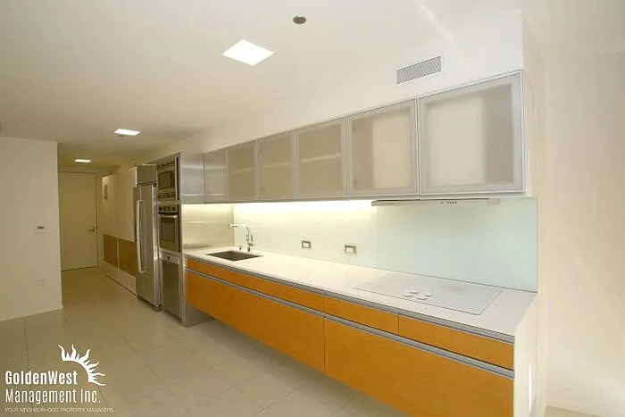 Studio, 1.0 bath, 539 sqft, $1,700 — Photo 4