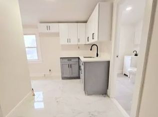 182 Chancellor Ave #3A, Newark, NJ 07112