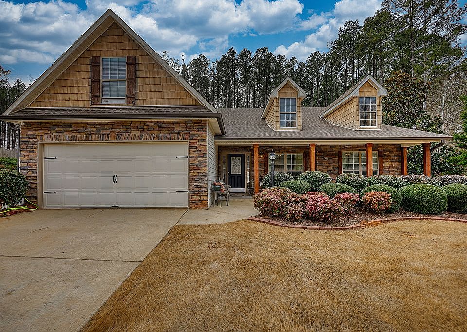 1st image of 156 Laurel Ln