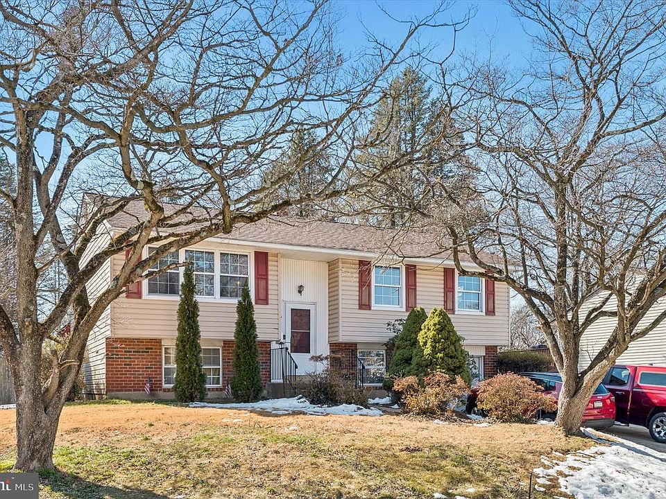 1st image of 2441 Weir Rd