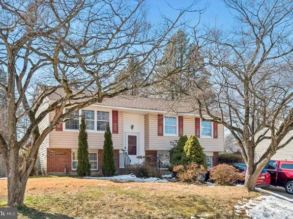 2441 Weir Rd, Aston, PA 19014