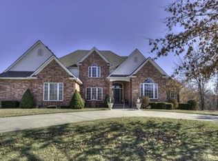 1304 SW Winport Dr, Blue Springs, MO 64015