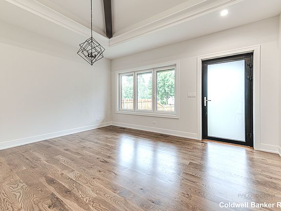 4th image of 5330 86th St