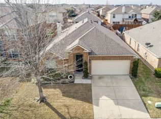 8828 Sierra Trl, Aubrey, TX 76227