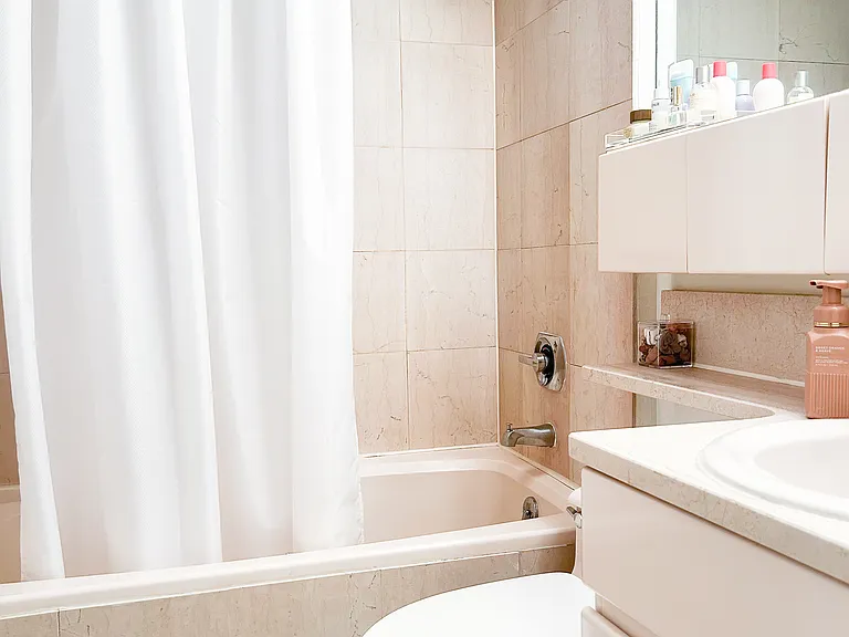 455 E 86th St #8B — Photo 7