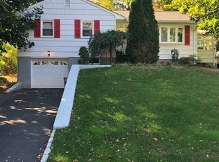 676 Grove St, Montclair, NJ 07043