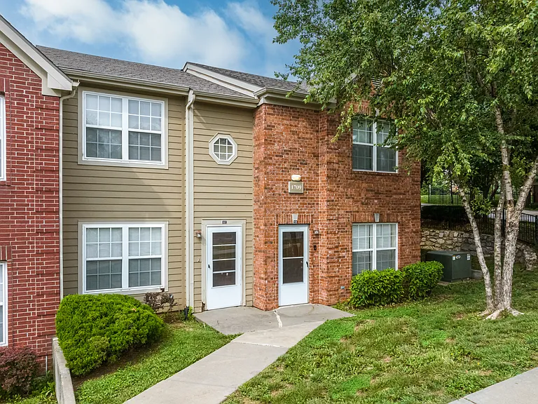 Stonehedge Townhomes — Photo 20