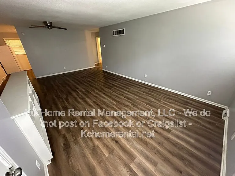 3028 N 71st St — Photo 8