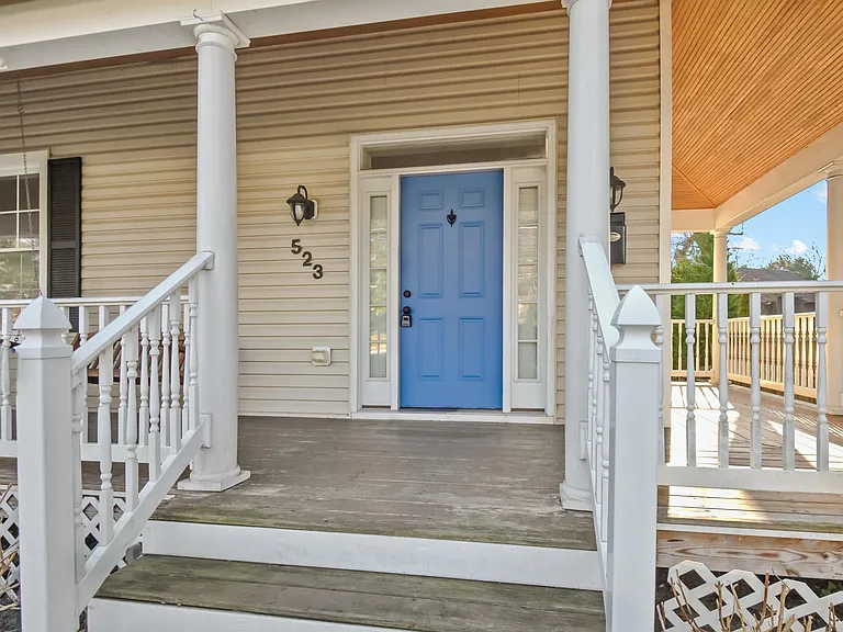 523 Allegheny Ave — Photo 4