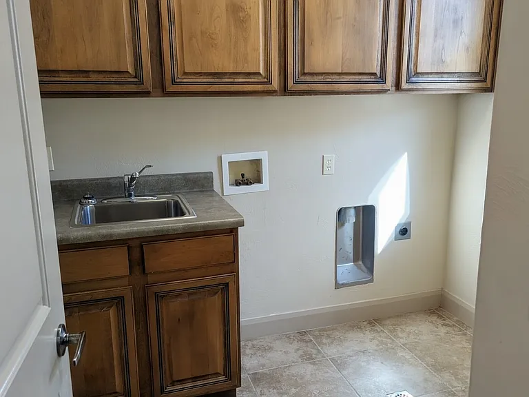 1433 Chaparral Dr — Photo 11