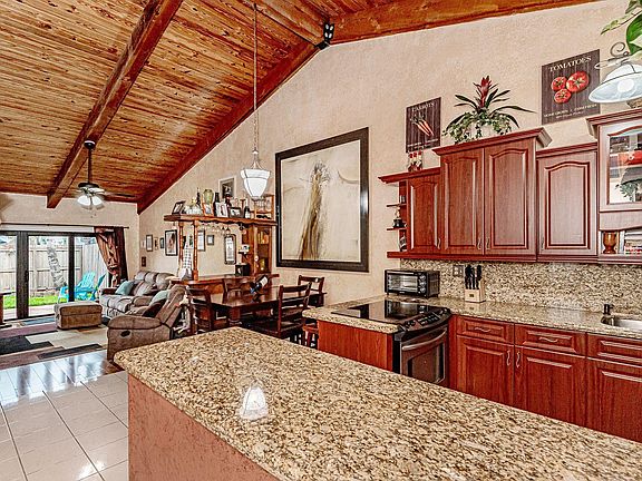 4th image of 10171 E Cypress Court #10171