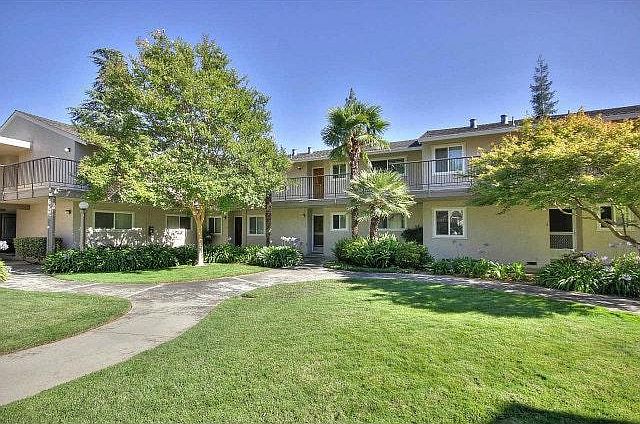 1st image of 14245 Lora Dr APT 22